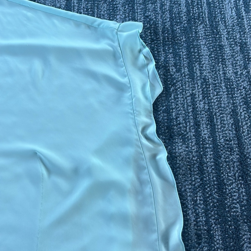 Flowy BCBGMAXAZRIA top in aqua, size M/L - Picture 7 of 14